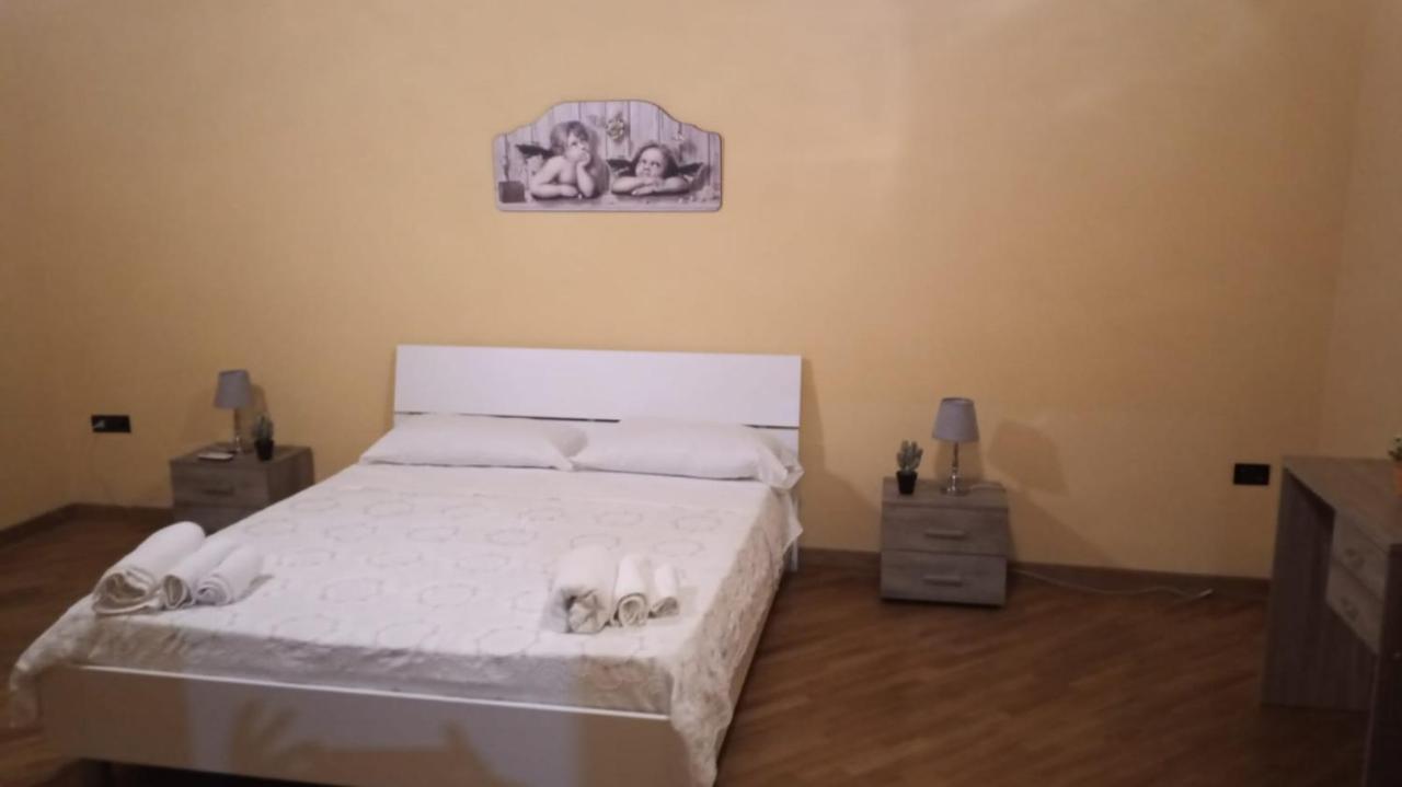 Bed and Breakfast B B Desy Казерта Экстерьер фото